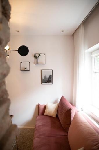 Apartment Pink Rabbit